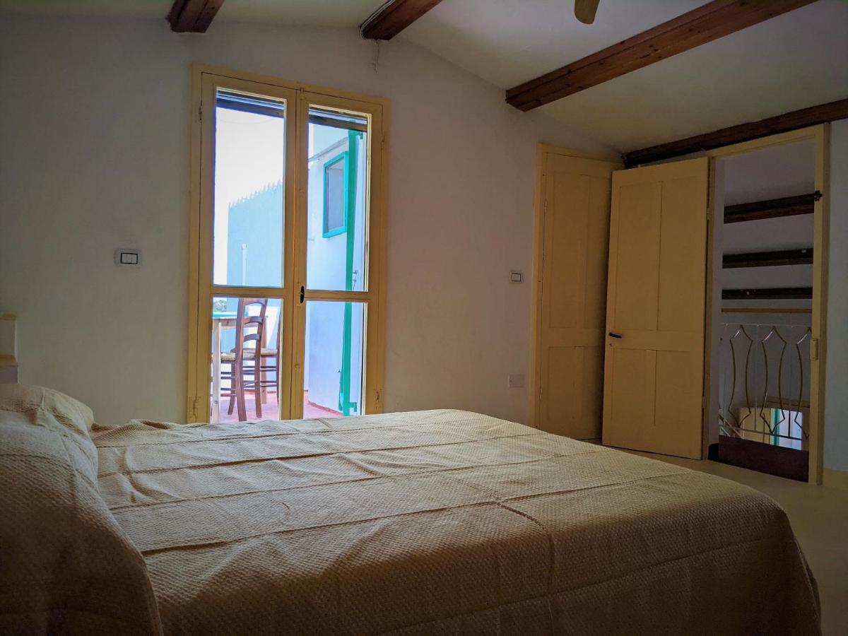 Cala Vinagra House Bed and Breakfast Carloforte  Eksteriør billede